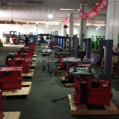 12rpm স্ব-কেন্দ্রিক WSR-093 অটোমোটিভ টায়ার মেশিন with optional help arm