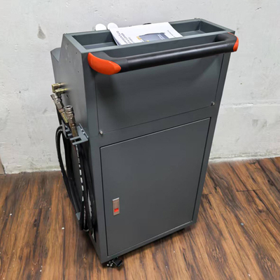 অটোমোবাইলের জন্য সম্পূর্ণ স্বয়ংক্রিয় ট্রান্সমিশন তেল পরিবর্তন এবং পরিষ্কারের মেশিন